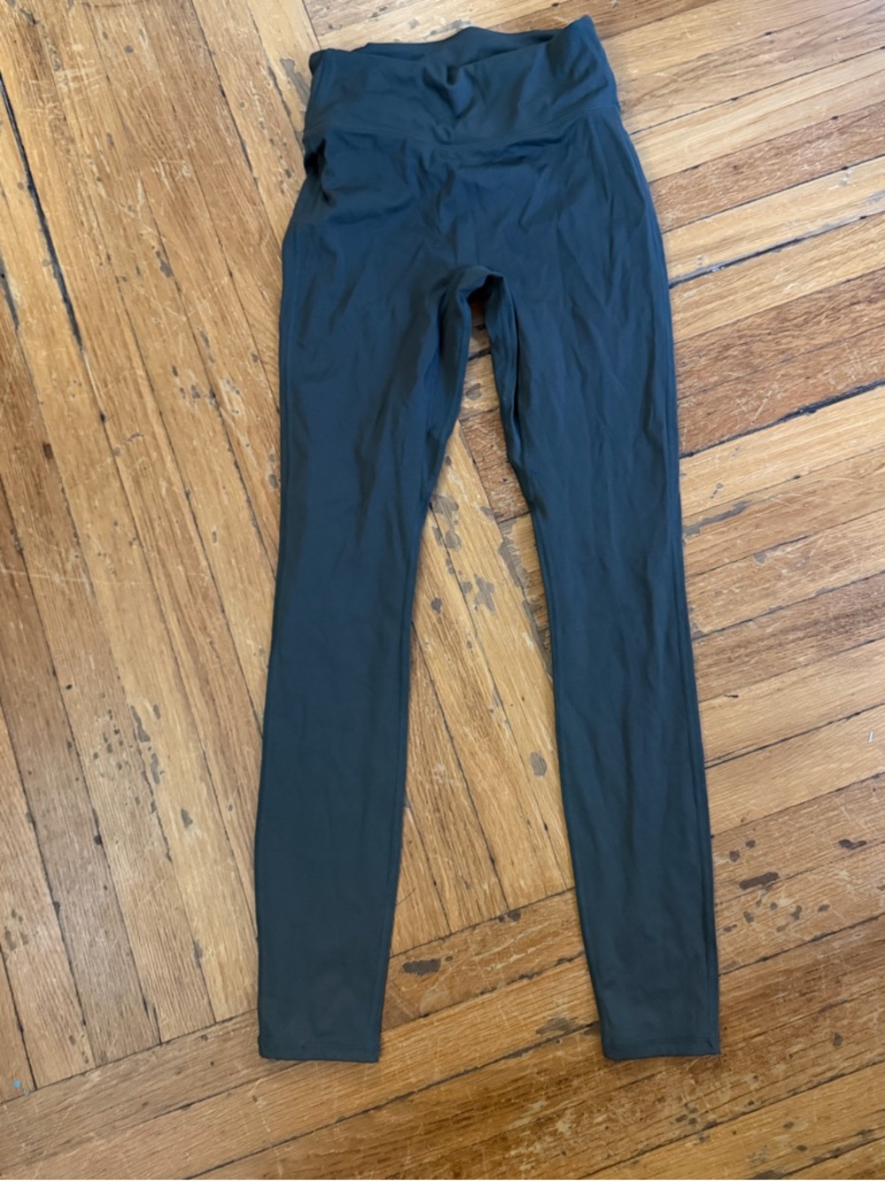 Fabletics no front seam leggings